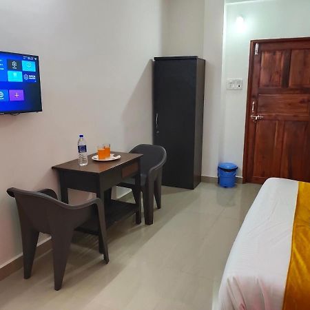 Om Baga Residency Hotel Kültér fotó